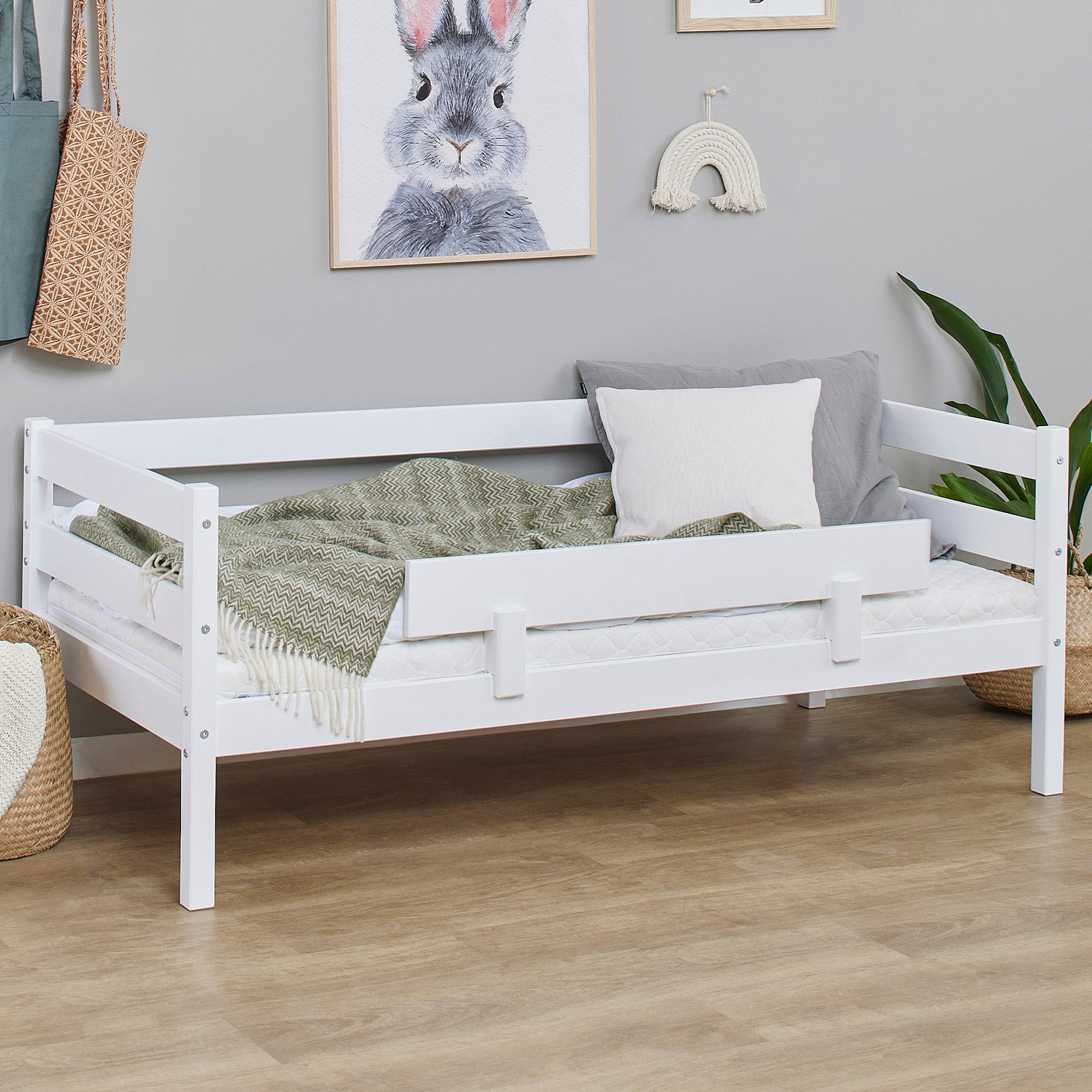 Hoppekids Shorty Daybed + Safety Rail