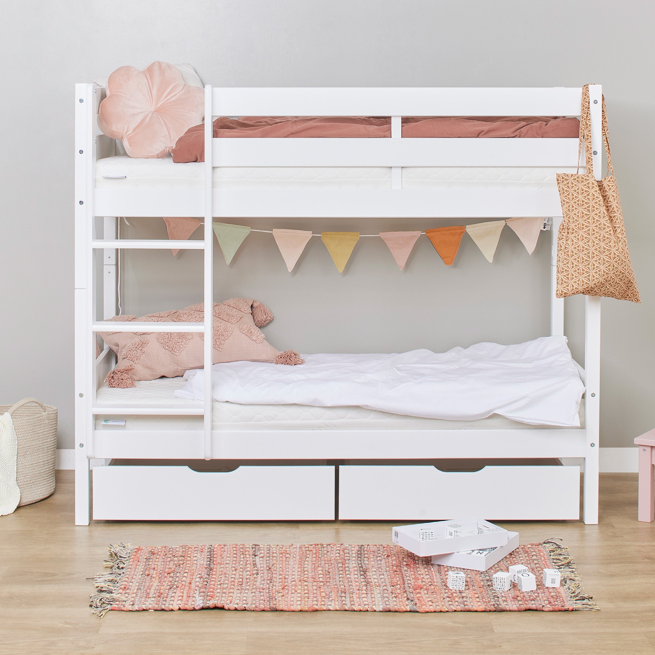 Hoppekids Shorty Bunkbed + Drawers