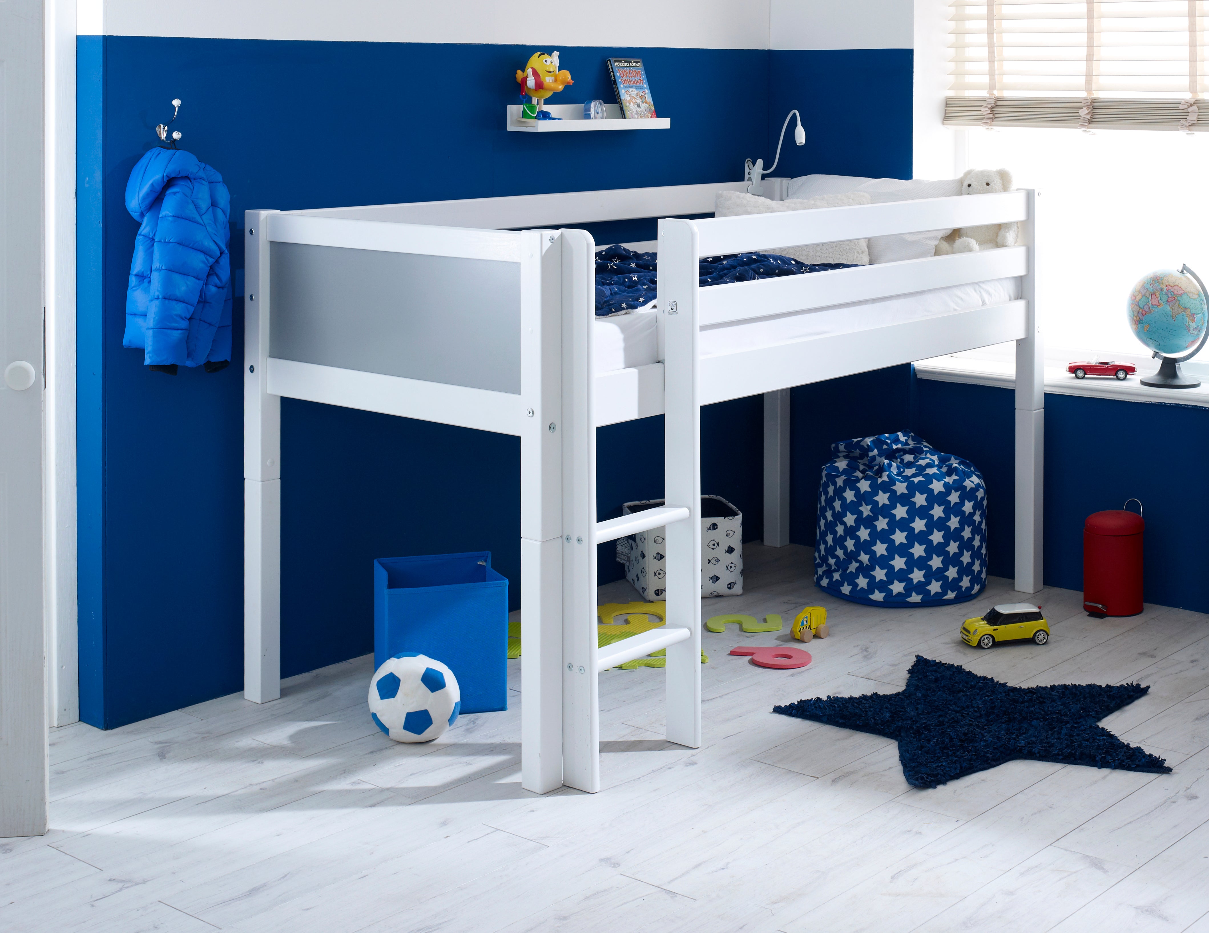 Nordic Midsleeper 1 With Flat White Gable Ends